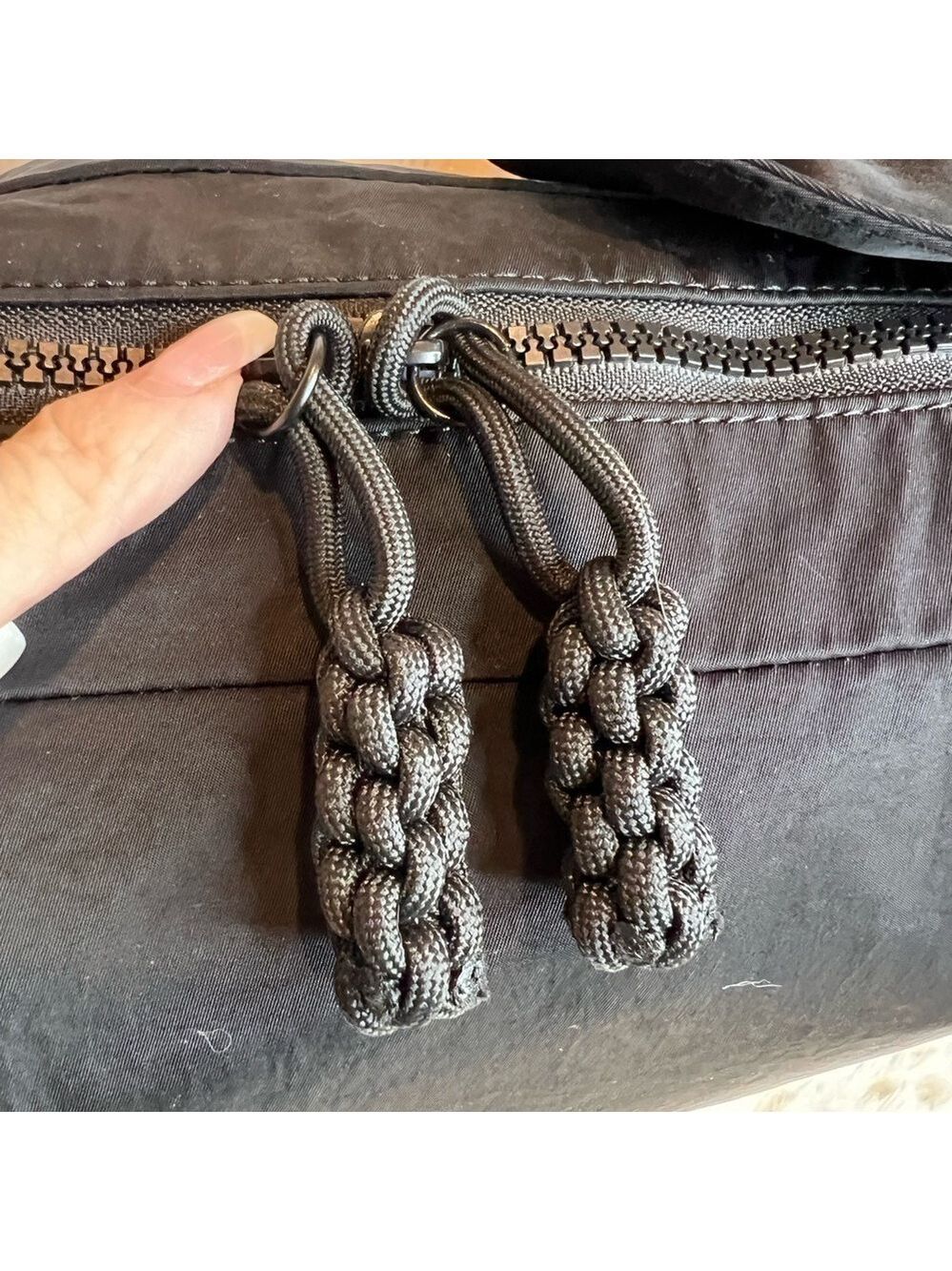 TBG HANDBAG. CROSSBODY OR SHOULDER BAG. - Picture 4 of 10